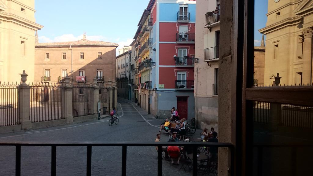 Albergue Plaza Catedral Pamplona Exterior foto