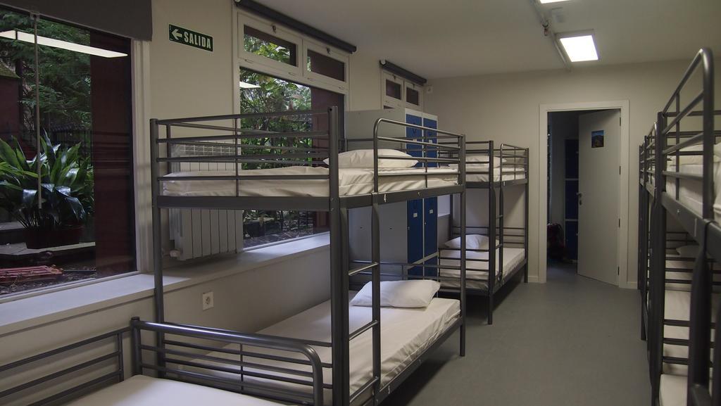 Albergue Plaza Catedral Pamplona Zimmer foto